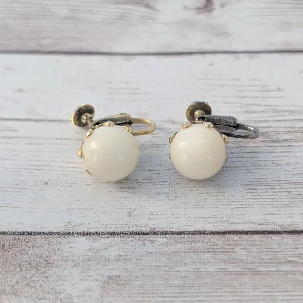 Vintage Clip On Earrings - 0.5